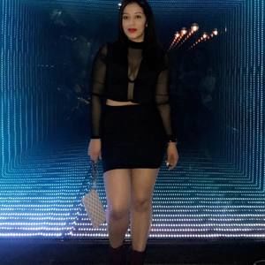 Meet your Posher, Evelyn